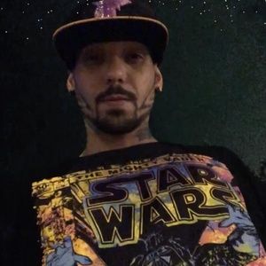 Meet your Posher, Manny